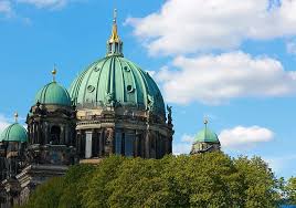 Tapi gimana jika kamu hanya punya waktu 24 jam saja di cologne? Katedral Berlin Kubah Katedral Langit Biru Berlin Modal Tempat Tempat Menarik Secara Historis Bangunan Arsitektur Jerman Pikist