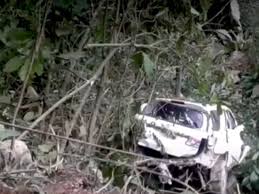 Entre estos dos familiares la relación se ha tornado difícil luego de que nathaly hablara de. Hijo De Luis Alberto Posada Sufrio Aparatoso Accidente Cuando Salia De Un Concierto Youtube