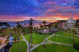 A Beautiful Maui Sunset Sheratonmaui Maui Resorts Maui Hotels Sheraton Maui