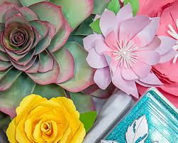 After dating for three years, tutera proposed to his sweetheart last april while vacationing in hawaii. Step By Step Paper Flower Decor With David Tutera And Jen Long Scrapbook Com