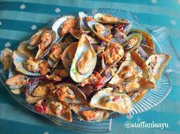 Lumuri kerang hijau dengan air jeruk nipis, biarkan selama 5 menit. Resep Mudah Kerang Hijau Saus Padang Resep Masakan Id