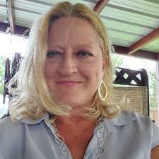 Pam Hebert's Instagram, Twitter & Facebook