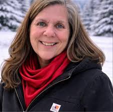 We've taken the filet mignon of pork and given it some smokin' flavor.  These tenderloins are marinated in sweet honey and thyme mixture and smoked  to perfection over aromatic applewood. Get the