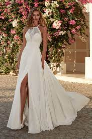 Brautkleider, jumpsuits, accessoires & schuhe mix & match für einen individuellen look persönliche beratung auch während.brautmode bis größe 48. Standesamt Brautkleider Schlicht Farbig Lang Kurz Your Day Your Style