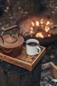 L Automne Est La L Hiver Approche Que Pensez Vous D Un Bon Cafe Aupres Du Feu Coffeetime Coffee Cafe Photographie De Cafe The Ou Cafe