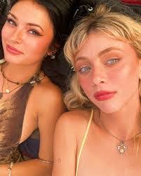 Lauren Mcnulty's Instagram, Twitter & Facebook