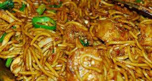 * saiz hidangan = 1 pinggan atau bersamaan 170 gram. Mee Goreng Melayu Asap Dapur
