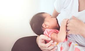 Saat bayi baru lahir, dokter atau tim medis akan segera menyedot atau mengisap mulut serta hidungnya menggunakan alat khusus untuk membersihkan lendir dan cairan ketuban agar ia dapat bernapas sendiri. Pentingnya Asi Dan Mpasi Di 1000 Hari Pertama Hermina Hospitals