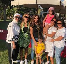 السلام عليكم انا امرأة 23 سنة تزوجت وانجبت طفل جميل أحببته كثيرا و تعانين به لكن توفي بعد شهرين و نصف انا الان حزينة جدا و لكنني احمد الله و استغفره فلله ماعطى ولله. Ù‡Ù† Ø¨Ù‚Ù‰ Ø¹Ù†Ø¯Ù‡Ù… 6 Ø³Ù†ÙŠÙ† Ø£Ø­Ø¯Ø« Ø¸Ù‡ÙˆØ± Ù„Ù€ Ø¹Ø² ÙˆØ²ÙŠÙ† Ø£ÙˆÙ„Ø§Ø¯ Ø§Ù„ÙÙ†Ø§Ù†Ø© Ø²ÙŠÙ†Ø©