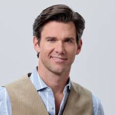 Kevin McGarry as Nathan Grant