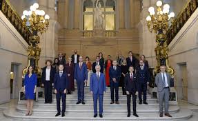 Ludivine dedonder, ministre de la défense est l'invitée de la matinale. Premiere Rencontre Entre La Ministre Ludivine Dedonder Et Le Chef De La Defense