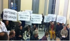 Nutrisci il corvo e ti caverà gli occhi. Comitato Stopantenna La Pagliuzza E La Trave Ovvero Breve Storia Triste Del Comunicato Del Pd Di Velletri