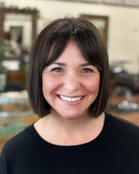 Lindsey Wentz at Mint Salon Lodi