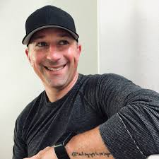 Meet our 2025 Professional Portfolio Reviewers