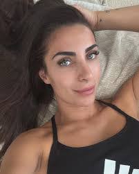 Sara Botello's Instagram, Twitter & Facebook