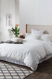 The Difference Between Duvet Covers And Comforter Daily Dream Decor Bed Linens Luxury Bedding Inspiration Comfortable Bedroom