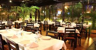 Mulai dari pesona arsitektur kotanya hingga alamnya bisa memberikan karakter pada foto pranikah anda. 20 Best Things To Do See In Surabaya Indonesia Fun Tripper