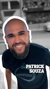 A guitarra signature do Patrick Souza qualquer um tem. Agora com o beijinho  do próprio... Só aqui na Discolandia!, ➡️ R. Saldanha Marinho, 1386, ➡️  (42) 3035-1258, ➡️ http://lojadiscolandia.com.br