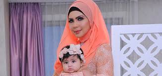 Aaisyah dhia rana is a successful reality star from malaysia. Video Comel Anak Che Ta Aaisyah Malu Dengan Zul Ariffin Sensasi Selebriti
