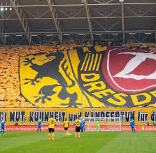 Alle infos zum verein dynamo dresden ⬢ kader, termine, spielplan, historie ⬢ wettbewerbe: Hertha Bsc Dynamo Dresden Fanansturm Auf Berlin Welt