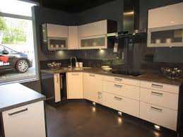 Ablauffernbedienung, überlaufschutz, abtropfsieb • bauart. Musterkuche Gala Grosse Kuche Mit Eckspule Planungswelten