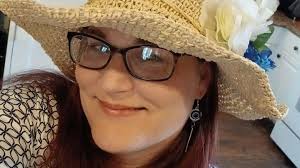 Holly Montalvo's Instagram, Twitter & Facebook