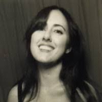 Stephanie Macris's Instagram, Twitter & Facebook