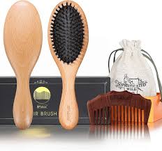 From the gloss bun trend seen at this year's awards ceremonies, to the y2k trend we've been seeing all over tiktok, a good. Bfwood Pure Boar Bristle Hair Brush And Comb For Fine Thin Hair Amazon Co Uk Beauty