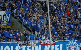 Der erste hype nach dem aufstieg ist vorbei und der harte kern. 2 Bundesliga Holstein Kiel Erhalt Baugenehmigung Fur Osttribune News Fussballdaten