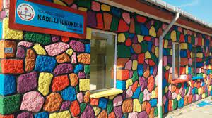 en guzel tas duvar boyama ornegi nalan in dunyasi diy recycling crochet recipes jewelrymaking sewing garden nlndnys duvar geri donusum taslar