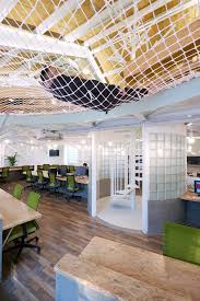 A Modern Shanghai Tech Office That Evokes A Relaxing Environment Modern Office Design Interior Design Companies Design