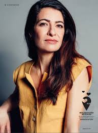 April zum letzten mal durch die wichtigste nachrichtensendung im deutschen. Shootings Lesley Sevriens