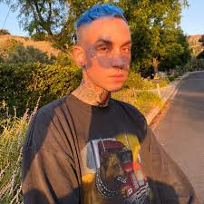 🎵 follow 7clouds on spotify : New Music Video Single From La Hip Hop Artist And Singer Blackbear Queen Of Broken Hearts Artvoice