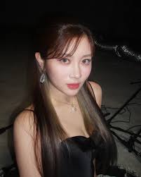 2- Love this dress ✨👗 MV IS OUTTTTT!!!!!💥💥 Director : Heison Ng  @heisonng Producer : Stephanie Chan @stefanichan Director of Photography :  Gary Hui @garyhui42 1st AC : Ringo So @ringo.so AC :