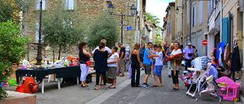 Vide grenier du 1er mai 2018! Ambiance Mediterraneenne Pour Le Vide Grenier Du Vieux Village A Trebes