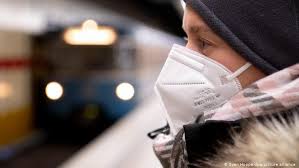 Ffp2 maske schwarz mundschutz atemschutz masken ce2163 zertifiziert 10x stück. Coronavirus Estudio Sugiere Usar Dos Mascarillas En Vez De Una Ciencia Y Ecologia Dw 10 02 2021