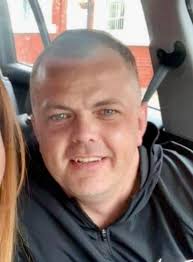 Remove shadow and leaves from photo?