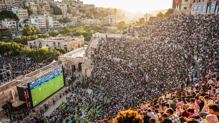 Tragédie en Jordanie : un supporter est décédé et neuf autres ont été  blessés à l'issue d'un match de l'Algérie | Goal.com Français