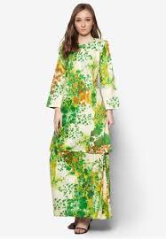 Kain tidak luntur dan tidak mengecut. Baju Kurung Pahang Japanese Cotton Olive From Butik Sireh Pinang In White And Green And Multi It S All About The Oriental Aesthetic With The Baju Kur Baju Kurung
