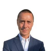 900+ perfiles de «Lebert»