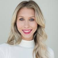 Abigail Chew's Instagram, Twitter & Facebook