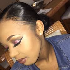 TOP 10 BEST Makeup Artists near Abington, MA