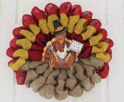 In this diy thanksgiving wreath tutorial i will show you a unique burlap wreath inspired by this turkey's tail feathers. Diy Burlap Turkey Thanksgiving Wreath The Wreath Depot