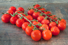 J'ai tendance à mettre beaucoup d'épices et ajouter muscade et 4 épices, sel, poivre, filtré. Tomate Cerise Grappe Est Un Produit Livre A Domicile