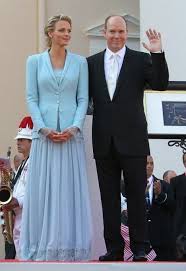 Pin Von Bikira Randy Auf Royals Monaco Prinzessin Charlene Koniglicher Stil Royale Hochzeiten