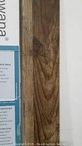 Casual comfort in a cool new look Sound Auction Service Auction 03 06 18 Store Returns Consignment Auction Item 20sq Ft Golden Arowana Timberland Oak Flooring