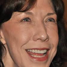 Lily Tomlin marries longtime partner