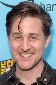 Avery Kidd's Instagram, Twitter & Facebook