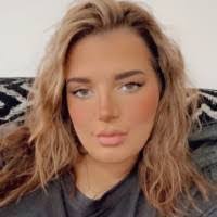 Jess Daly's Instagram, Twitter & Facebook