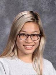 Mia Knight's Instagram, Twitter & Facebook